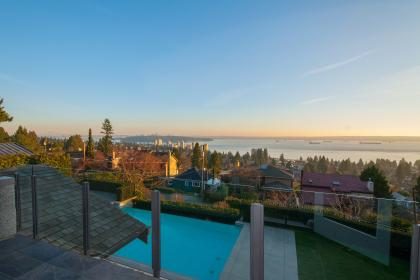 Palmerston-Avenue-West-Vancouver-002