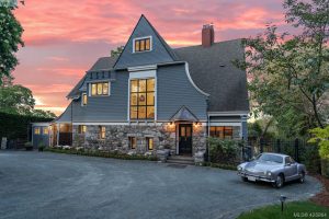 1745 Rockland Ave, Victoria